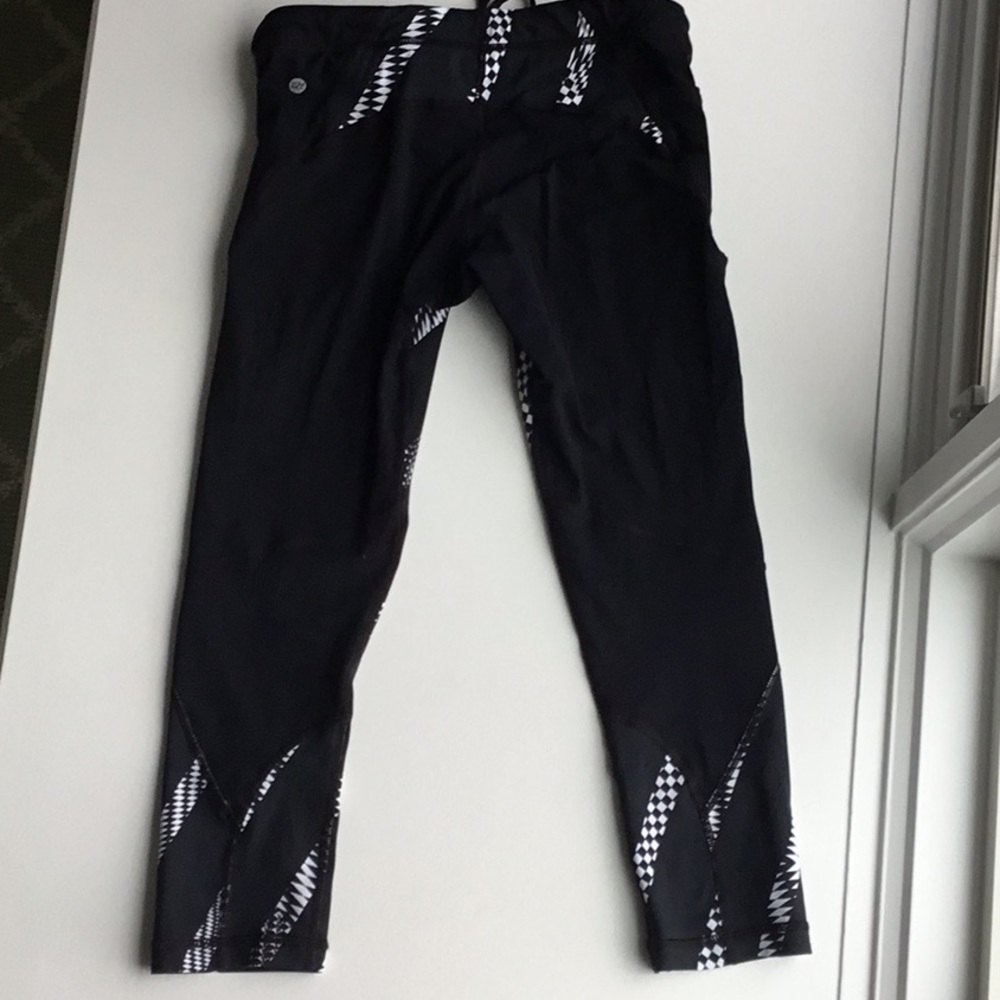 Vmma Cape Legging With Drawstring And Side Pocket - image 4